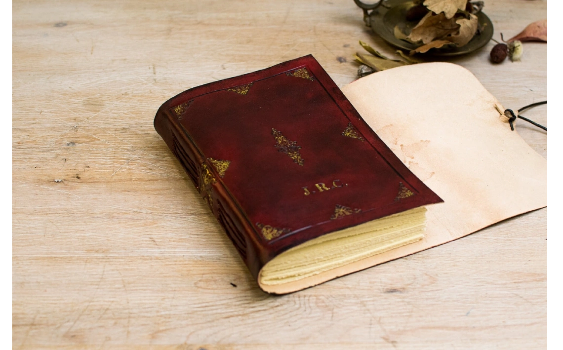 Diario de viajes en piel, libro Art Nouveau, libro de dibujo, cuaderno artesanal rojo, regalo de aniversario, regalo san valentín, A6