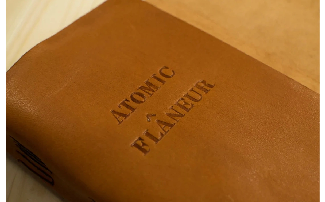 Diario en piel, diario de viajes, cuaderno en piel. Naranja, marrón. MEDITATIO series A6.1